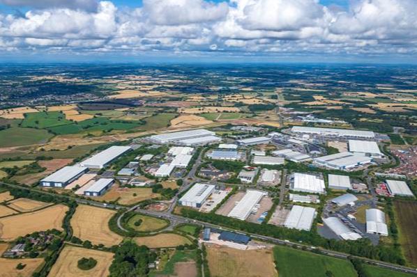 Royal London AM αποκτά το Fradley Park έναντι €234 εκατ. 